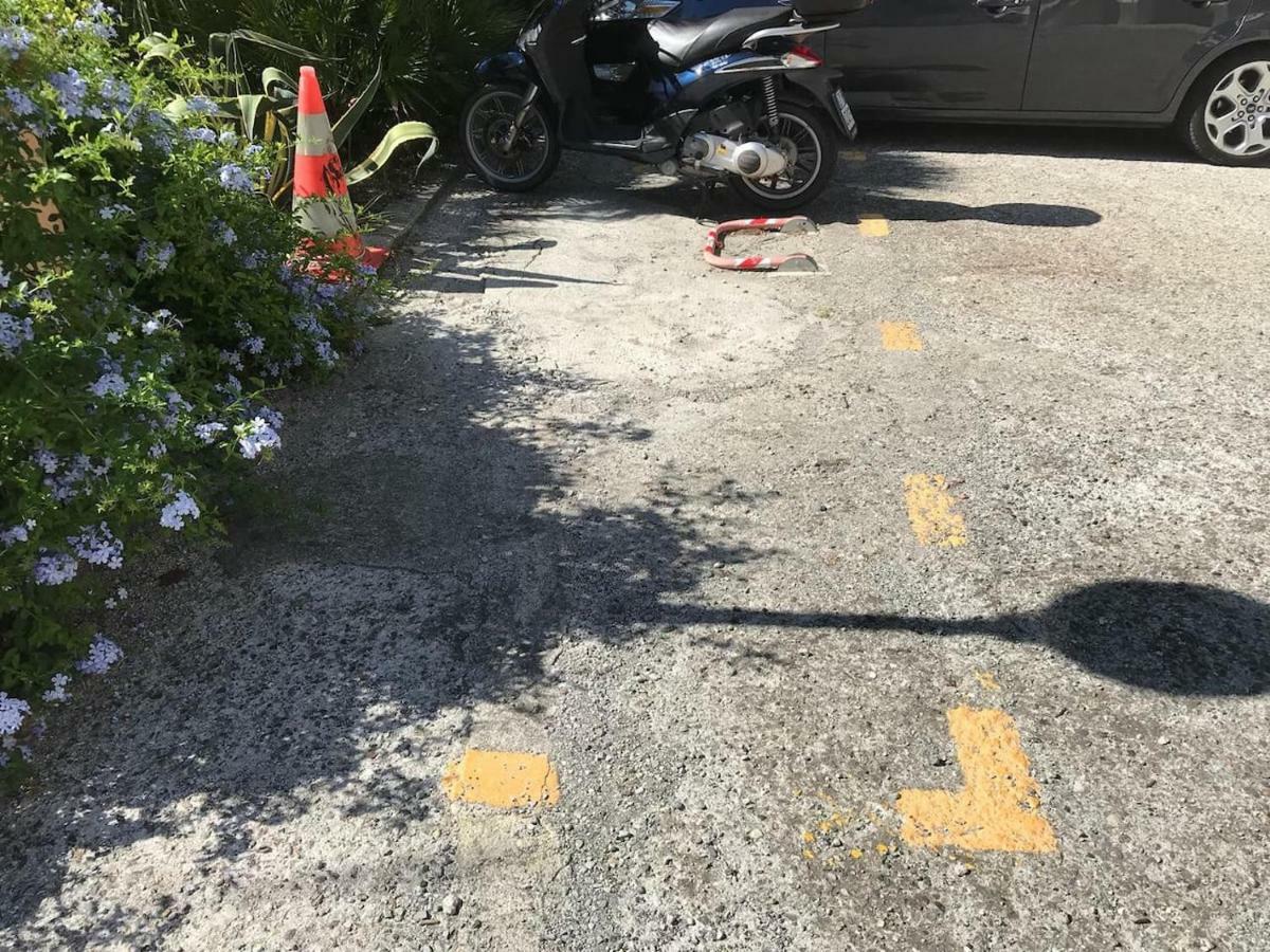 莫内利亚Un Gioiello Con Vista Mare别墅 外观 照片